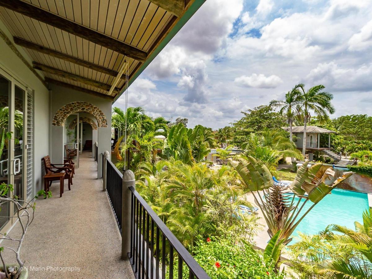 Almond Tree Hotel Resort Corozal Exterior photo