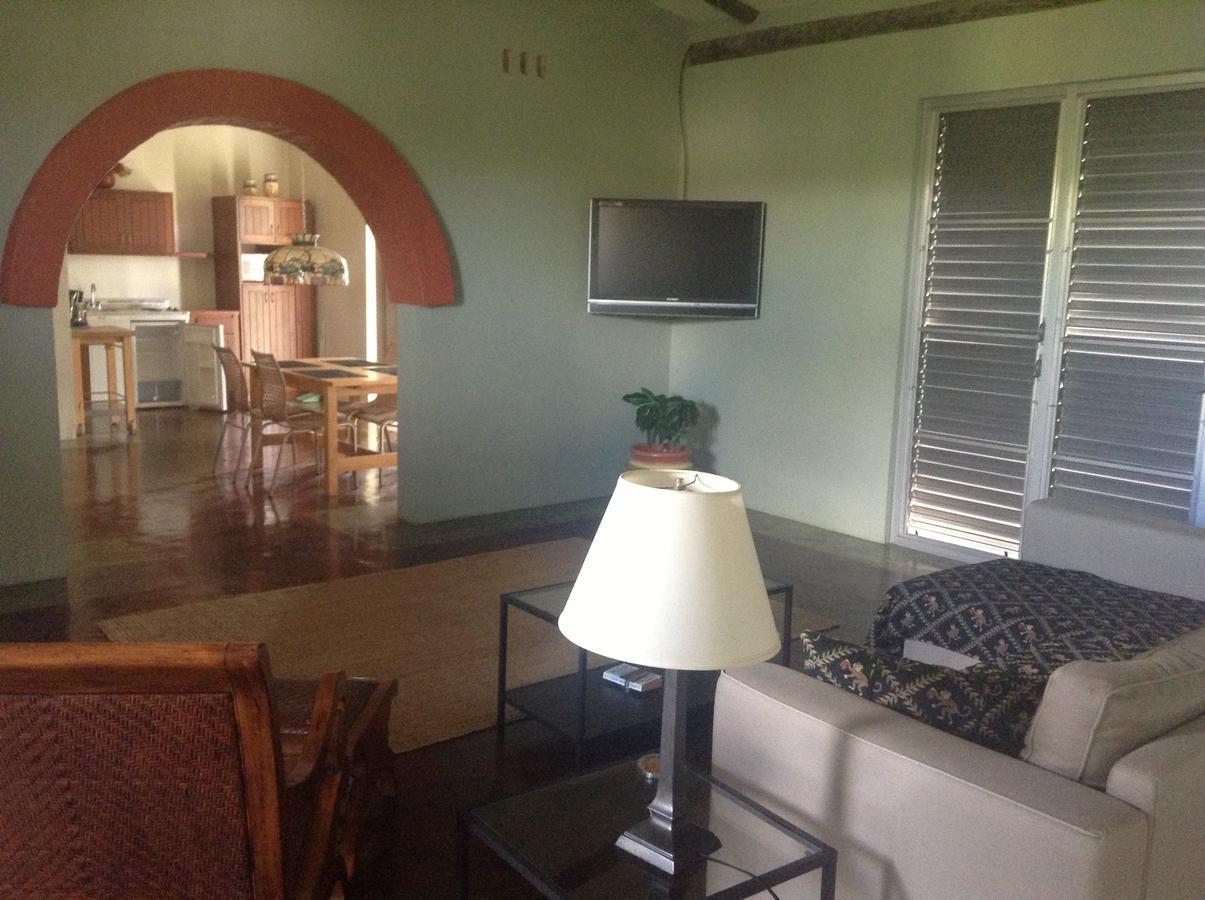 Almond Tree Hotel Resort Corozal Exterior photo