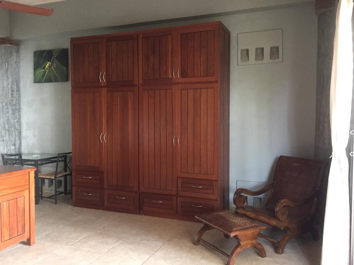 Almond Tree Hotel Resort Corozal Exterior photo