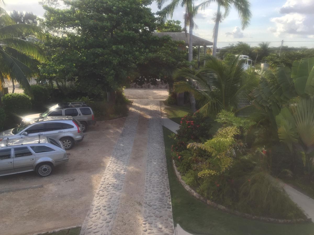 Almond Tree Hotel Resort Corozal Exterior photo